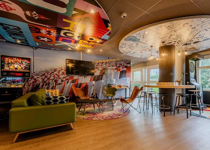 B&B HOTEL Lille Villeneuve d'Ascq Hôtel de Ville