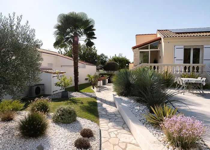 Location de vacances: Appartement Indépendant 80M² Dans Villa