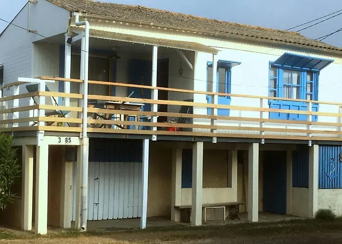Chalet Bleu Mer - plage des chalets - Gruissan