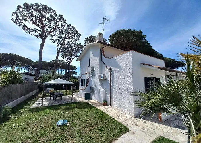 Villa Amalia - Condominium Private Beach