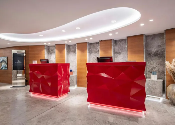 Renaissance Paris Republique Hotel&Spa