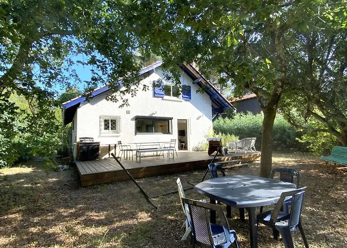 Villa Renovee Avec Terrasses, Proche Foret - 8 Pers, Calme, Wifi Et Menage Inclus - Fr-1-736-7