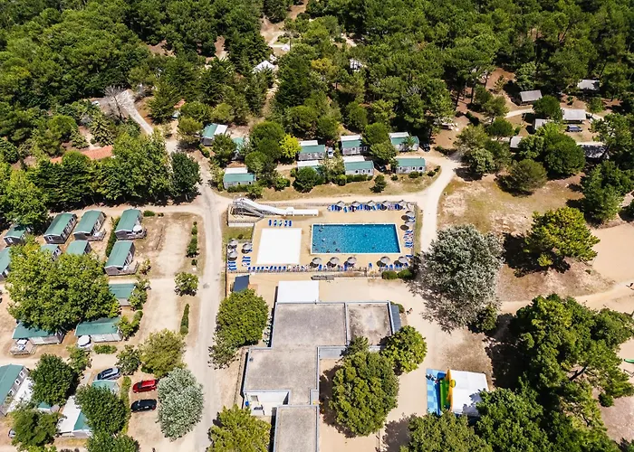 Domaine Résidentiel de Plein Air Les Demoiselles