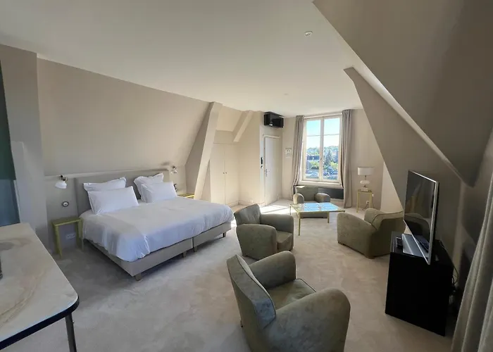 Logis Hotel La Maison à Pan De Bois