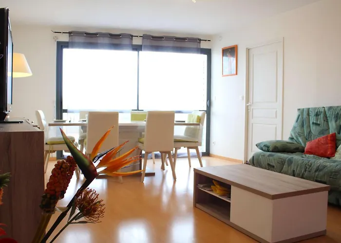 Appartement 3 Pieces Avec Balcon A 20 Min Du Centre De La Rochelle, Proche Plage Et Cinema - Fr-1-246-553