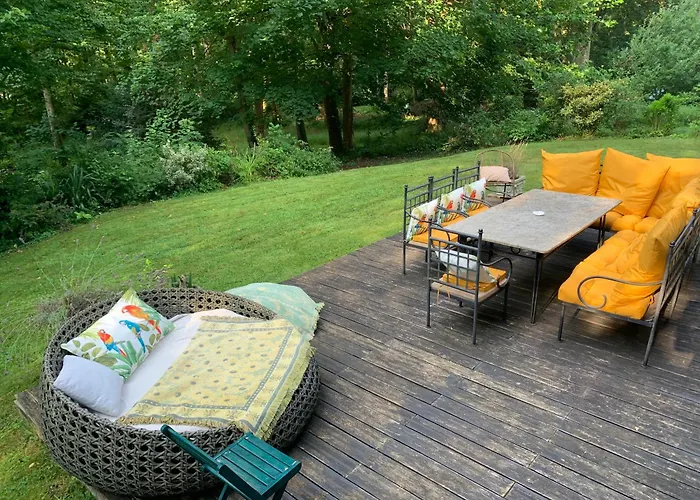 Villa Avec Grand Jardin Arbore Gif Sur Yvette Centre