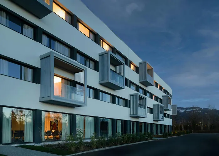 Ac Hotel By Marriott Saint-Julien-En-Genevois