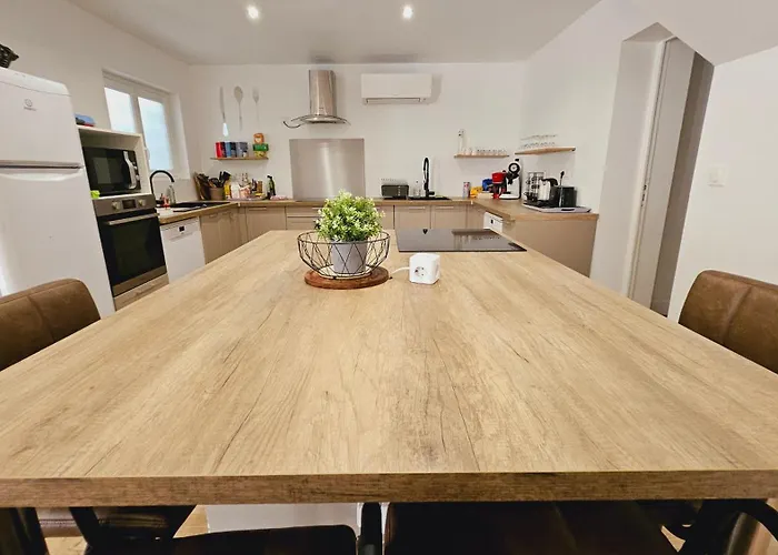  Belle Maison Rénovée Au Centre De Agen Sacré-cœur