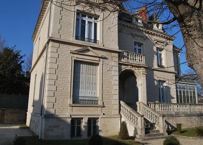 Gite La Tour Boileau