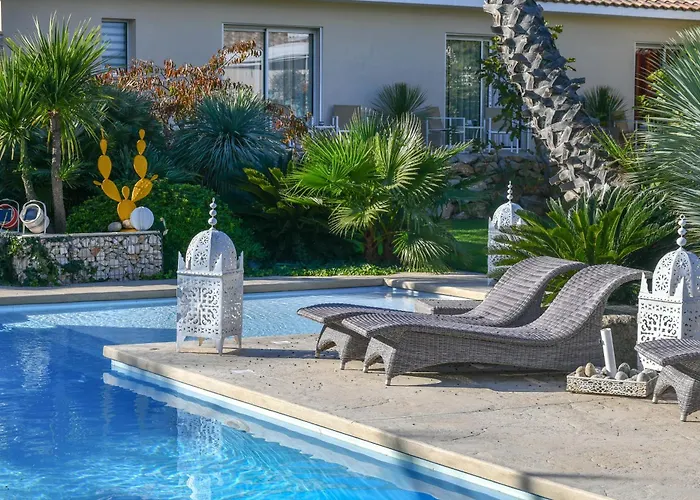 Hôtel avec piscine: Escapades Lointaines