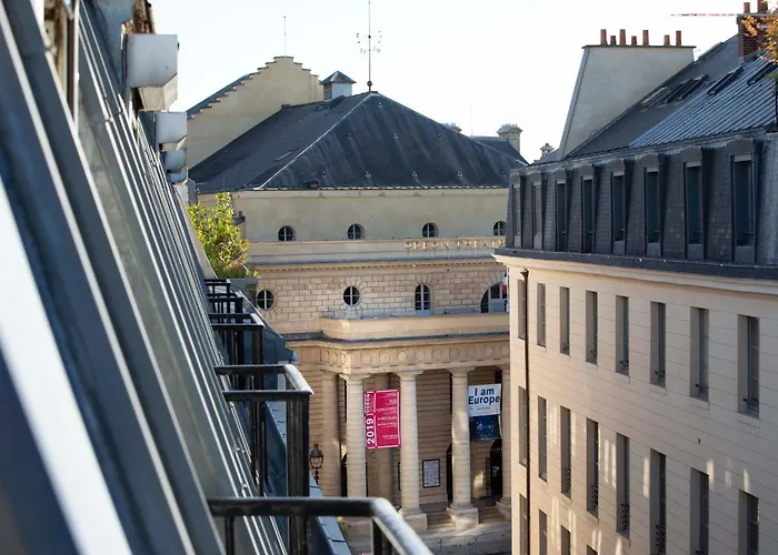 Grand Des Balcons