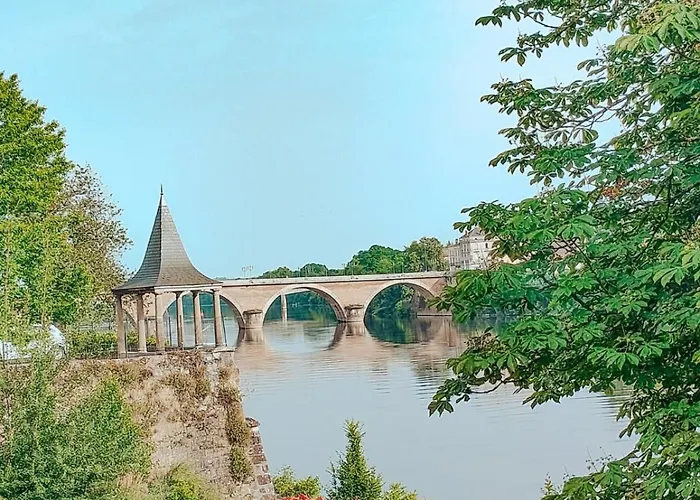 Le Vin Quatre - Studio proche Dordogne et parking privatif