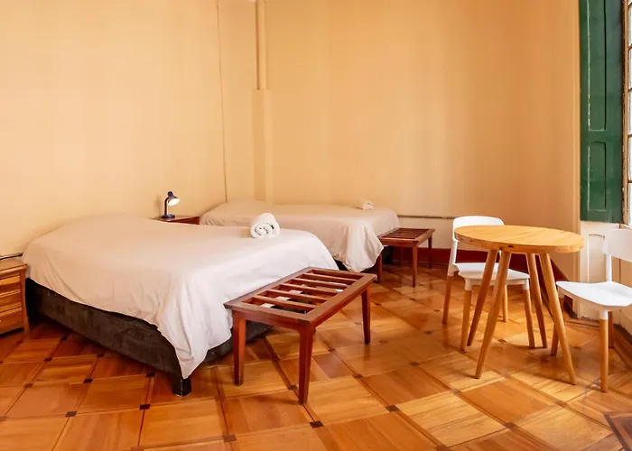 Auberge: Hostal R10