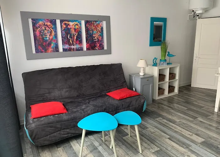 L Appart D Ange 1 Idealement Situe 37M2 Entre Port Et Village