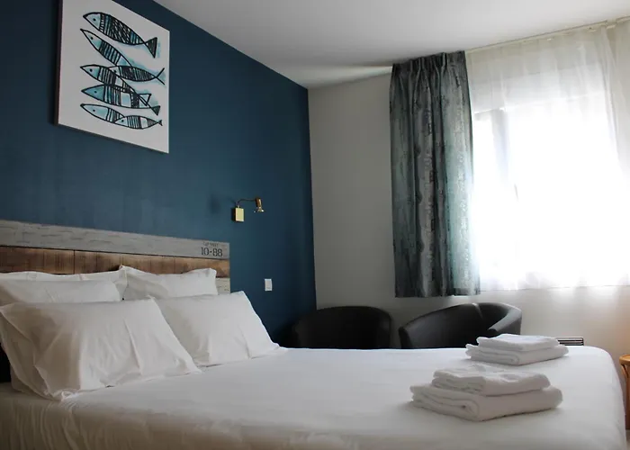 Hôtel Le Rivage vue sur mer - LOGIS - Châtelaillon-plage