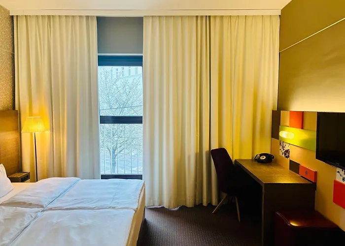 Hôtel Jacuzzi: Max Brown Hotel 5Th District, Part Of Sircle Collection