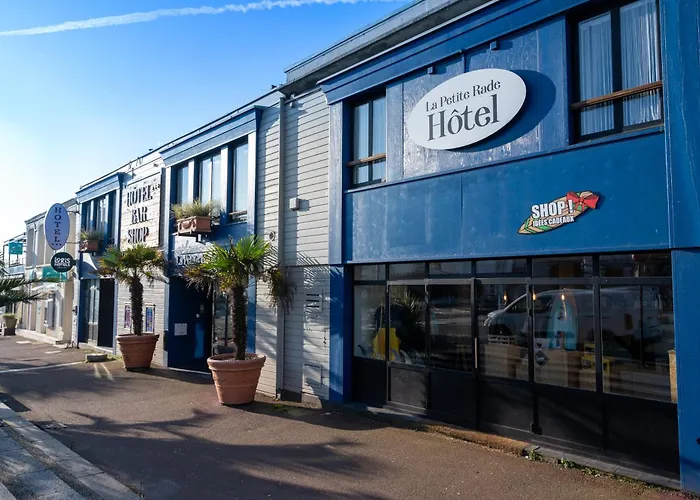 Resort: La Petite Rade Hôtel
