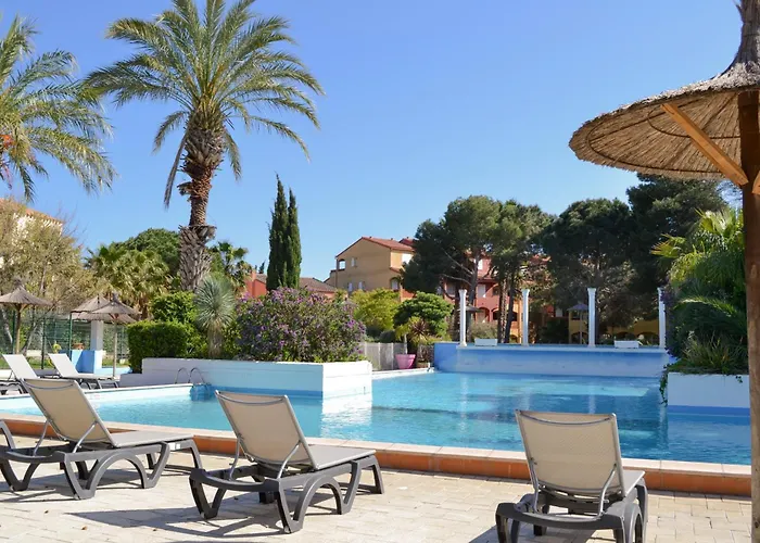 T3 duplex malibu village pass piscine en supplément 2 a 8 personnes