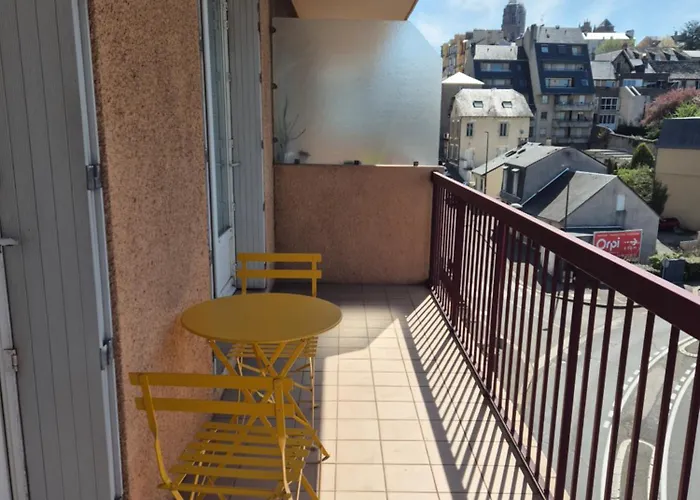 T2 Centre ville, Soulages, Amphithéâtre - WIFI clim balcon parking