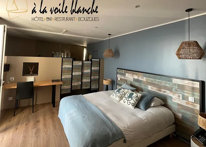 A La Voile Blanche