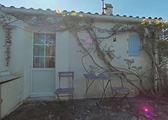 Maison De Charme Avec Jardin Clos, A 500 M Du Centre Et 1800 M De La Plage - 4 Couchages - Fr-1-224B-60
