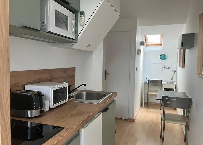 Studio centre-ville climatisé avec parking gratuit