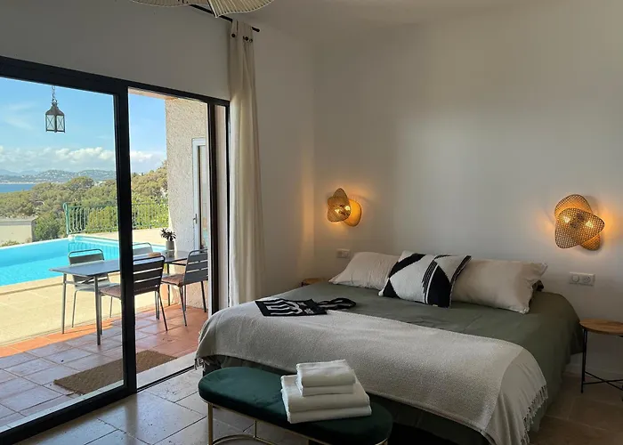 Maison Lumio