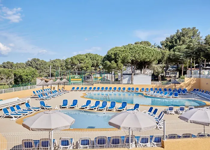 Domaine Résidentiel de Plein Air Odalys La Pinède