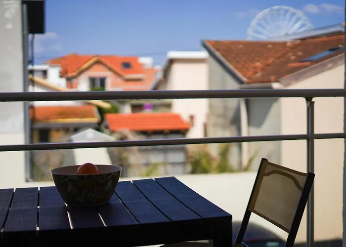 Studio entièrement rénové à deux pas des plages