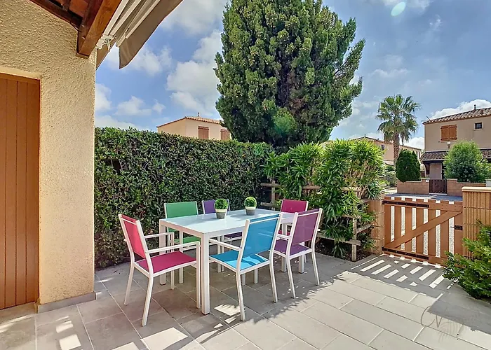 Petit coin de paradis dans résidence avec piscine