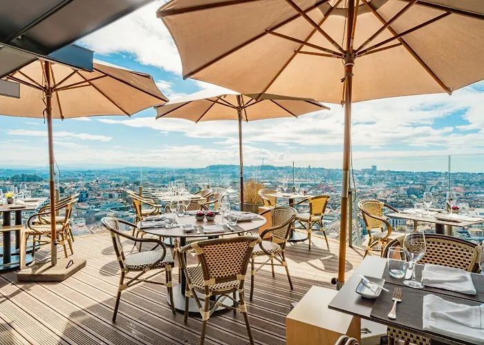 Hotel Dom Henrique - Downtown