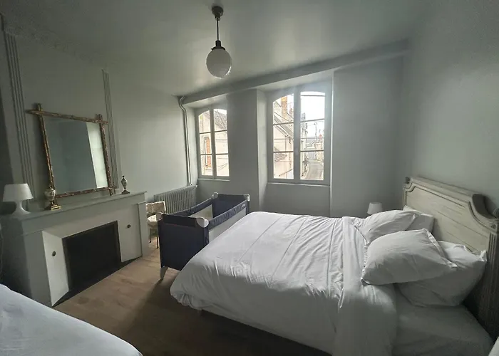 Maison de Beaugency centre boîte à clefs vélos dans la maison
