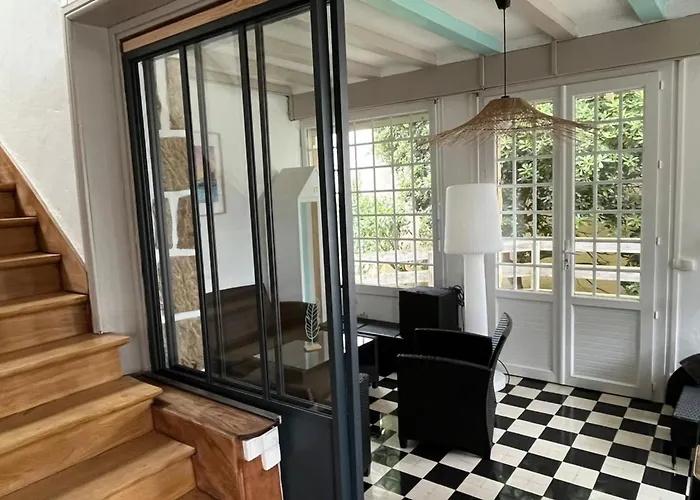 Grande maison vue mer la grande plage a pied