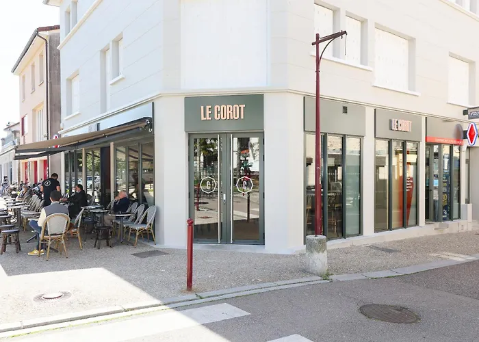 Appart'hôtel Le Corot - Accès Autonome - Saint-Junien Centre