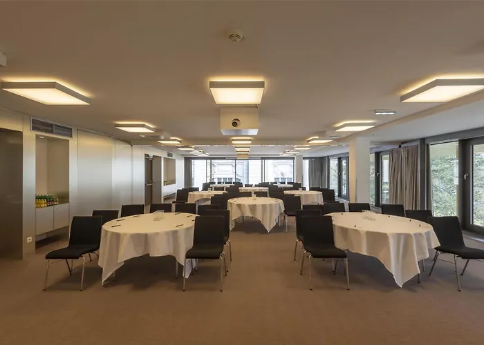 Hôtel de golf: Doubletree By Hilton Vienna Schonbrunn