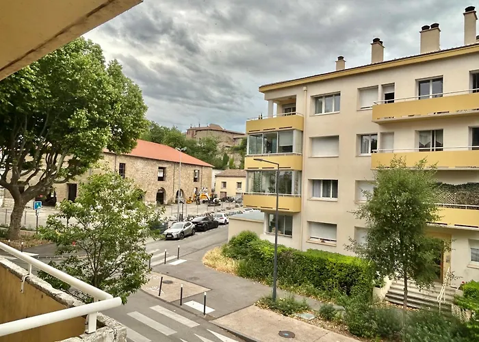 Studio à 200m du centre ville