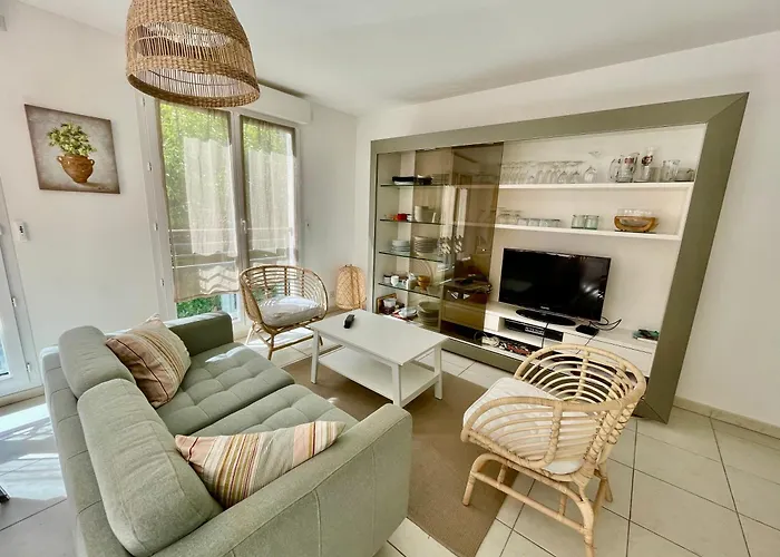 Location de vacances: Beau Rivage