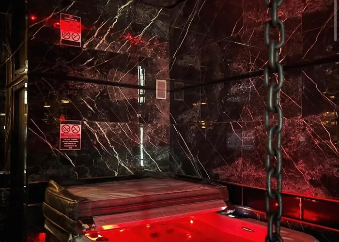 Hôtel Jacuzzi: Love Room - Versace