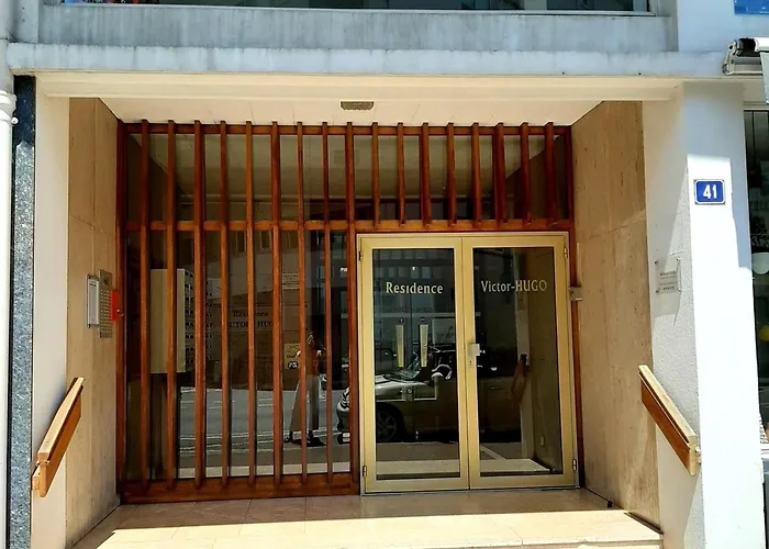 Appartement Confortable En Plein Centre De Saint-Jean-De-Luz, A Deux Pas De La Plage Et Des Commerces - Fr-1-239-586