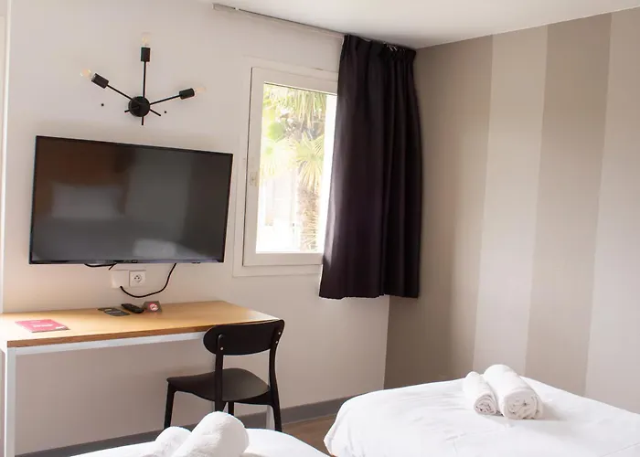 Hôtel pour familles: Hotel Restaurant Les Genets