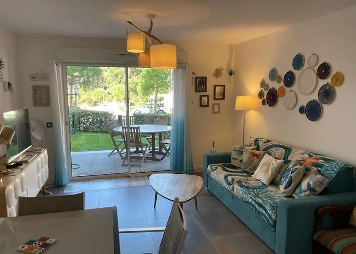 Appartement de standing avec jardin privatif, proche du lac et du centre, parking inclus - FR-1-239-583