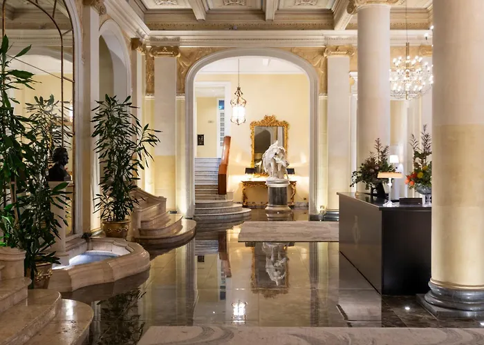 Hôtel 5 étoiles: Grand Hotel Et Des Palmes