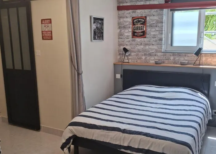 Appartement au calme proche d'un petit bois dans quimper