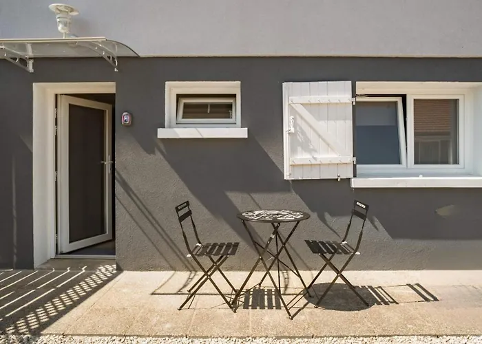 Le Cosy - Providence - Parking - Terrasse