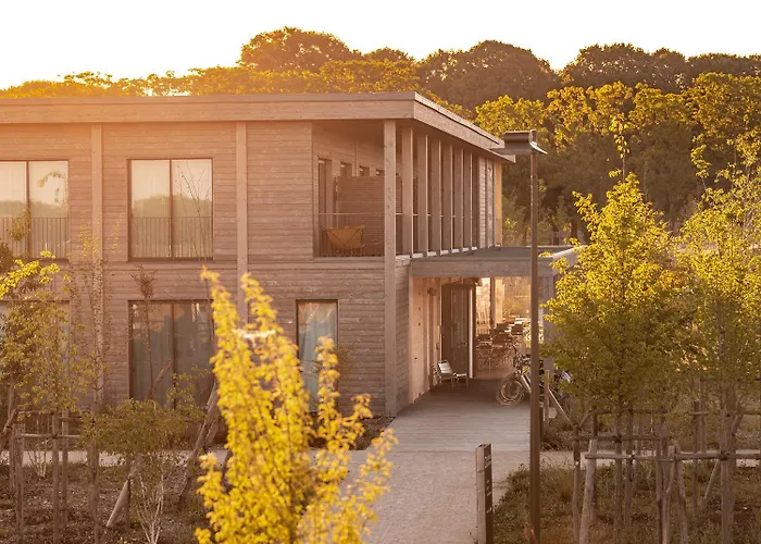 Hôtel pour familles: Hôtel le Bout du Parc de Versailles