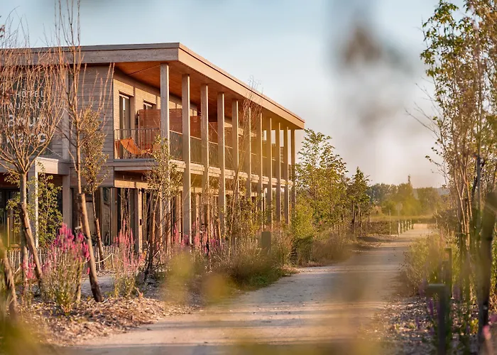 Hôtel pour familles: Hôtel le Bout du Parc de Versailles