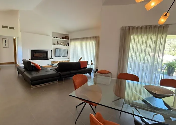 Villa Riviera