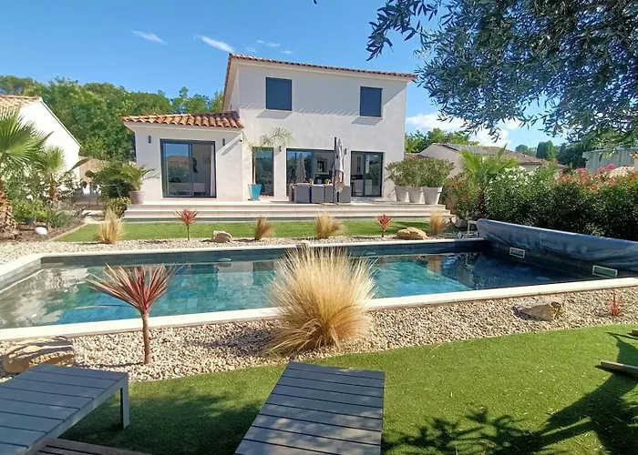 Douce Provence Magnifique appartement neuf avec jardin proche du centre ville