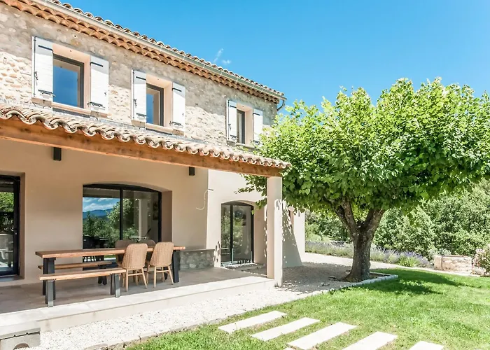Holiday Home In Vaison La Romaine With Pool