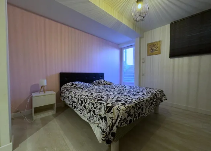 Superbe appartement avec parking gratuit